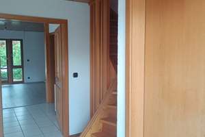 Neu renoviertes Einfamilienhaus mit viel Platz in 94051 Hauzenberg - zentrumsnah & ruhig (Sackgasse) – 94051 Hauzenberg – Vorschaubild 6