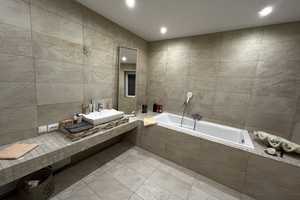 Property thumbnail 43