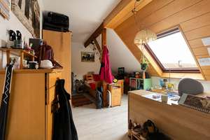 flexibel nutzbare 3-Zimmer-Wohnung im DG mit Abstellraum – Ackerstraße 20, 46117 Heide, Oberhausen – Vorschaubild 2