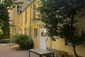 Rarität!  Denkmalgeschützte Remise in bester Lage von Charlottenburg mit Garten! – Gierkezeile 32, 10585 Charlottenburg, Berlin – Vorschaubild 2