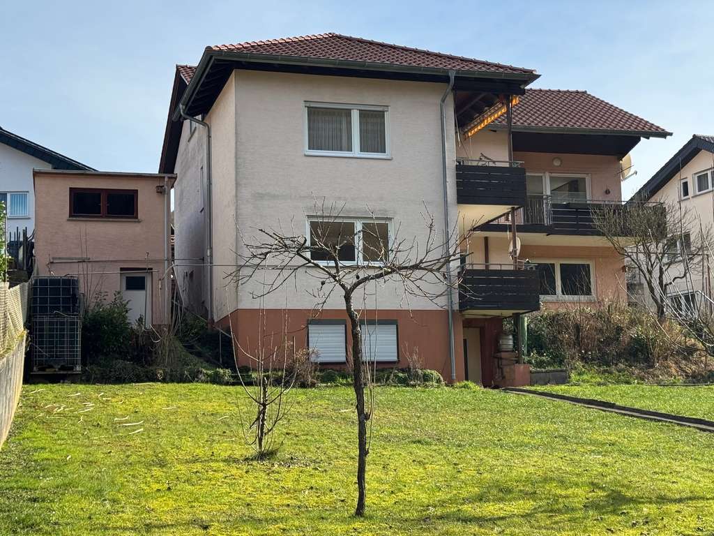 Immobilie in Zwingenberg - Großzügiges Einfamilienhaus mit Einliegerwohnung
 - Bild 2