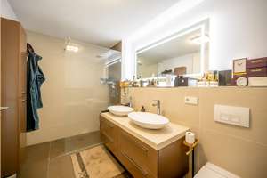 Wohnen mit Weitblick – stilvolle 3-Zimmer-Wohnung mit exklusivem Skylineblick – 60438 Kalbach-Riedberg, Frankfurt am Main – Vorschaubild 6