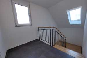 * HIER BLEIBEN KEINE WOHNWÜNSCHE OFFEN * hochwertig ausgestattete DHH mit GARTEN + GARAGE + CARPORT – Roth (Kreis) – Vorschaubild 21
