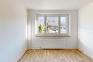 5-Raum-Familiendomizil mit 2 Bädern und Balkon – Scharnhorststr. 3, 9130 Yorckgebiet, Chemnitz – Vorschaubild 5