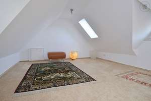 Hochwertig möblierte Maisonette Wohnung mit Terrasse und Internet in Wiesbaden-Aukamm – Die vollständige Adresse der Immobilie erhältst du vom Anbieter., 65189 Nordost, Wiesbaden – Vorschaubild 20