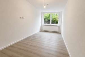 Nahezu kernsaniert EG Terrassenwhg. 118m²+ 32m² Terrasse 3 Zi.+ 1 Nebenraum – Die vollständige Adresse der Immobilie erhältst du vom Anbieter., 32051 Herford – Vorschaubild 9