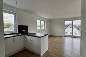 Großzügige 3-Zimmer-Wohnung mit Einbauküche und Dachterrasse in Osternburg – Die vollständige Adresse der Immobilie erhältst du vom Anbieter., 26135 Drielaker Moor, Oldenburg (Oldenburg) – Vorschaubild 9