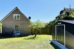 MIETE: Modernes, möbliertes Haus mit Garten und Terrasse in ruhiger Lage – Rügen (Kreis) – Vorschaubild 3