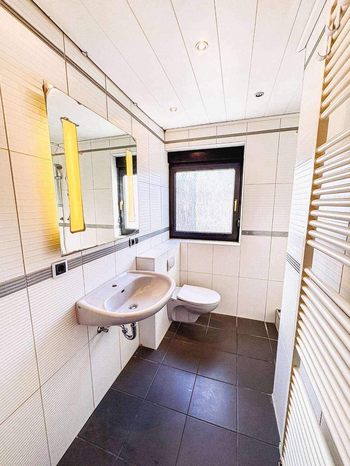 Immobilie in Annweiler am Trifels - Großzügiges 1-2 Familienhaus mit 1.599 m²Grundstück in Annweiler-Queichhambach - Bild 16