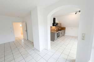 TOP Dachgeschosswohnung - Erstbezug nach Renovierung