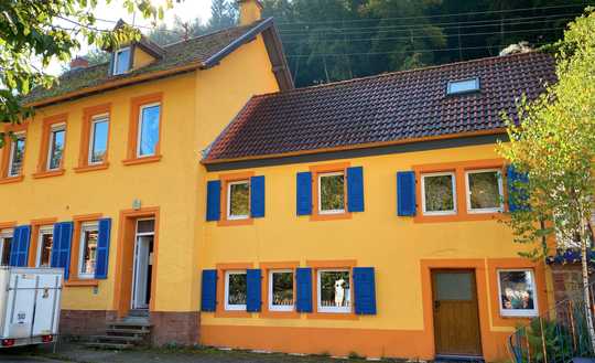 Charmantes Wohnhaus mit Geschichte und Charakter – ca. 191,8 m² Wohnfläche