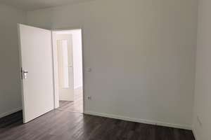 Schön geschnittenen 3-Zimmer-Balkon-Wohnung  im EG – Schulz-Knaudt-Str. 49, 47259 Hüttenheim, Duisburg – Vorschaubild 24