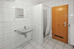 Helle 1-Zimmerwohnung im Souterrain mit Einbauküche in Mannheim-Rheinau – Die vollständige Adresse der Immobilie erhältst du vom Anbieter., 68219 Rheinau, Mannheim – Vorschaubild 6
