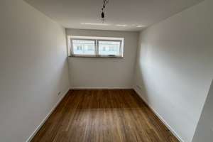 * 4 ZKB * kleiner Balkon * 4.OG * kein Aufzug * – 67059 Mitte, Ludwigshafen am Rhein – Vorschaubild 2