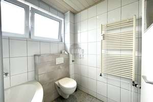 IHR NEUES ZUHAUSE IN FALLERSLEBEN – HELLE 3-ZIMMER-WOHNUNG MIT VIEL PLATZ UND BALKON – Die vollständige Adresse der Immobilie erhältst du vom Anbieter., 38442 Fallersleben, Wolfsburg – Vorschaubild 5