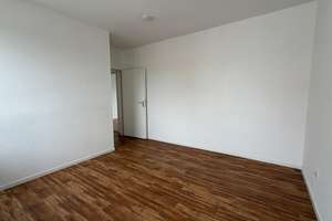 Bremen-Neustadt - helle 3-Zimmer-Wohnung mit neuwertiger Einbauküche – Westerstraße 98/104, 28199 Alte Neustadt, Bremen – Vorschaubild 4