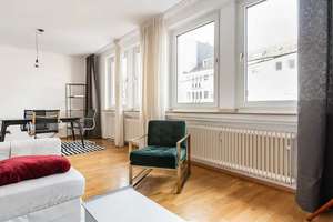 Möbelierte, stilvolle 2,5-Zimmer-Wohnung mit Küche im Herzen von Köln – Gürzenichstraße 32, 50667 Altstadt/Nord, Köln – Vorschaubild 4