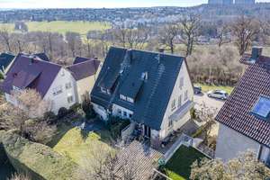 Gepflegtes Mehrfamilienhaus in begehrter Lage – Die vollständige Adresse der Immobilie erhältst du vom Anbieter., 70619 Riedenberg, Stuttgart – Vorschaubild 3