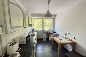 Schöne und und großzügig geschnittene 3-Zimmer-Wohnung mit großem *Balkon* – Wolfsbankring 48, 45355 Bochold, Essen – Vorschaubild 23