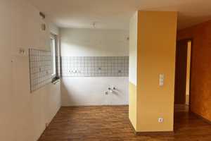 ++Ein- bis Zweifamilienhaus ++ 2 Garagen ++ schönes Grundstück – Bergstraße 53, 98701 Ilm-Kreis – Vorschaubild 5