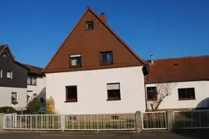 Wohnhaus mit schönem Garten in Kulmbach Siedlung zu verkaufen – Kulmbach (Kreis) – Vorschaubild 2