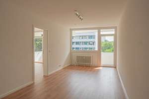Erstbezug nach Sanierung: 3-ZKB-Wohnung mit zwei Balkonen auf dem Winterberg!