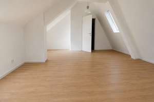 4-Zimmer-Maisonette in denkmalgeschütztem Haus / neues Bad + neue Küche / von privat – Die vollständige Adresse der Immobilie erhältst du vom Anbieter., 41061 Gladbach, Mönchengladbach – Vorschaubild 5