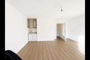 Kompaktes 1-Zimmer-Apartment: Wohnen in Düsseldorf-Benrath – 40597 Benrath, Düsseldorf – Vorschaubild 2