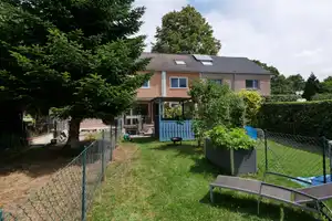 Ruhige, schöne Lage in Norderstedt! MRH +einem voll ausgebauten Dachgeschoss +Vollkell. zu verkaufen – Segeberg (Kreis) – Vorschaubild 2