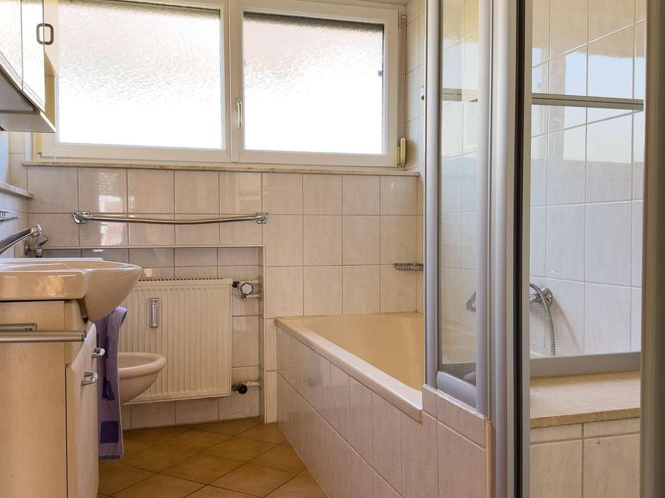 OG: Badezimmer
