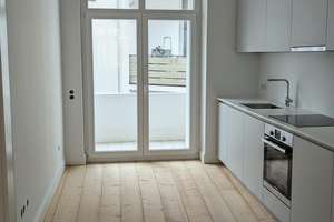 Altbau trifft Neustart – Stilvolle 4-Zimmer-Wohnung mit Stuckdecken, 2 Balkonen & neuer Wärmepumpe – Holsteiner Straße 37, 42107 Elberfeld, Wuppertal – Vorschaubild 4
