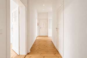 Saniertes Altbaujuwel mit schönem Innenhofbalkon und Dachbodennutzung Nahe Rathaus Steglitz – Die vollständige Adresse der Immobilie erhältst du vom Anbieter., 12203 Lichterfelde, Berlin – Vorschaubild 10
