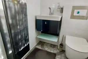 Charmante Doppelhaushälfte im Dorfkern Wartenberg - 5 Zimmer, Küche, Gäste-WC, Veranda – Berlin – Vorschaubild 9