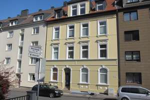   Helle 4-Zimmer-DGWohnung mit Terrasse in ruhiger Lage