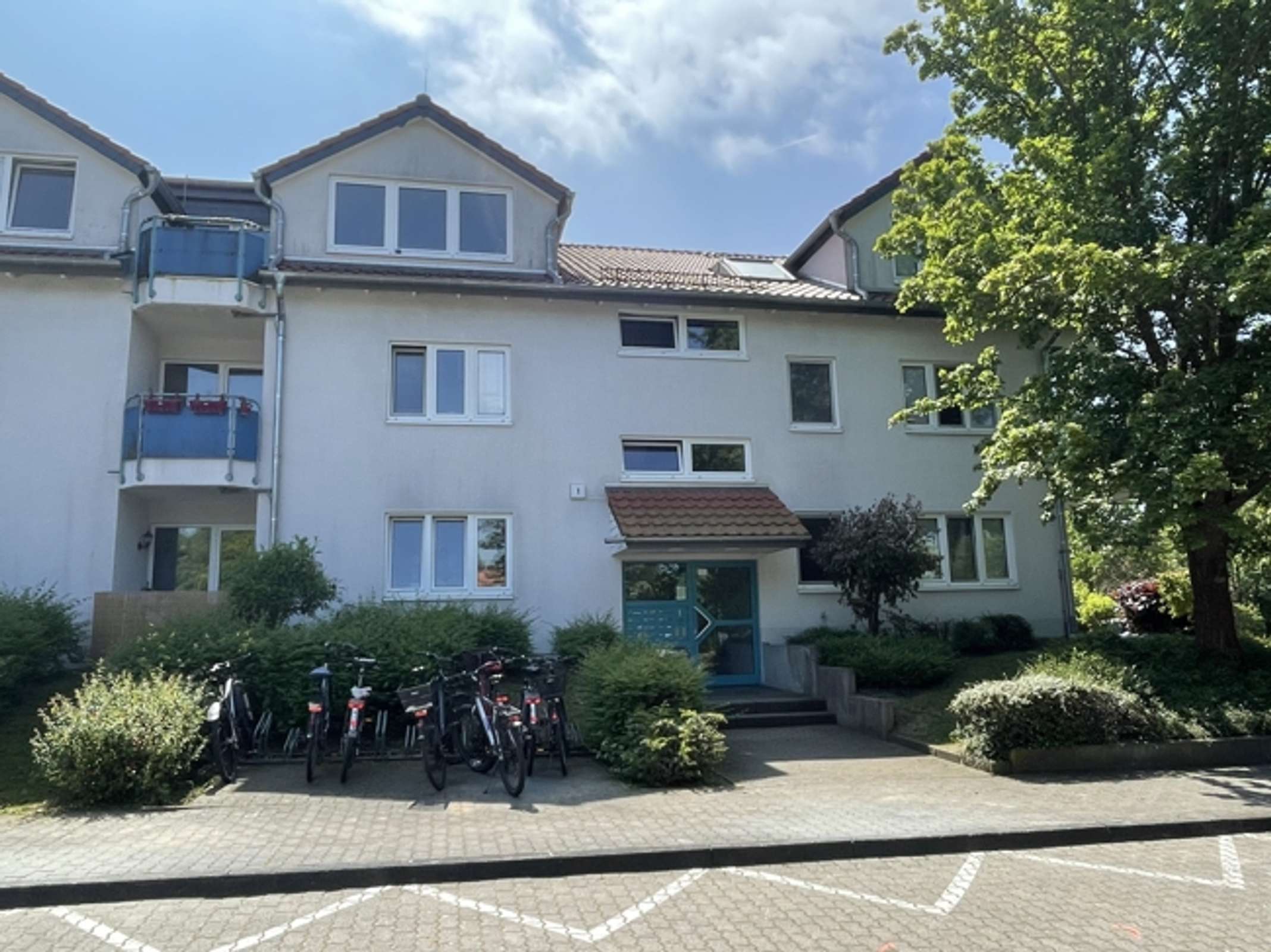 Kapitalanlage: 2-Zimmer-Eigentumswohnung mit Balkon und TG-Stellplatz in bevorzugter Lage von Weende