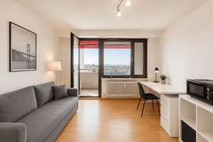 Traumhafter Fernblick über Karlsruhe – 1-Zimmer-Wohnung mit Balkon im 12. Obergeschoss der Weststadt – Die vollständige Adresse der Immobilie erhältst du vom Anbieter., 76133 Weststadt, Karlsruhe – Vorschaubild 2
