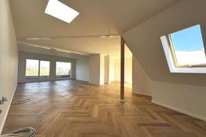 PROVISIONSFREI ! FREIE, SEHR HELLE GROSSZÜGIGE DACHGESCHOSS-WHG. M. TERRASSEN WEITBLICK, LIFT – Bernhard-Lichtenberg-Str. 2, 10405 Prenzlauer Berg, Berlin – Vorschaubild 3