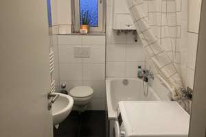 Bright and charm, furnished apartment at the heart of the city centre ( at Carlsplatz) – Benrather Straße 5, 40231 Carlstadt, Düsseldorf – Vorschaubild 9