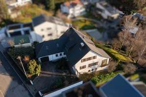 Gelegenheit! Großzügiges Einfamilienhaus in Reutlingens beliebtester Lage – Die vollständige Adresse der Immobilie erhältst du vom Anbieter., 72764 Reutlingen-Mitte, Reutlingen – Vorschaubild 2