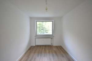 Idealer Grundriss! Renovierte 3-Zimmer-Whg mit Balkon & Garage – Rathelbeckstraße 291b, 40627 Unterbach, Düsseldorf – Vorschaubild 8
