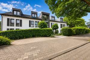 Hochwertige 4-Zimmer-Wohnung mit Terrasse, eigenem Garten und Tiefgaragenstellplatz im begehrten Aac – Die vollständige Adresse der Immobilie erhältst du vom Anbieter., 52066 Burtscheid Steinebrück, Aachen – Vorschaubild 1