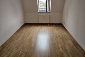 Beeindruckende Dachwohnung mit großer Küche und optimaler Raumaufteilung! – Die vollständige Adresse der Immobilie erhältst du vom Anbieter., 1129 Pieschen-Nord/Trachenberge, Dresden – Vorschaubild 3