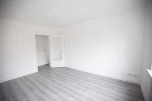 Oberkassel wunderschöne Wohnung in toller Lage – Kyffhäuser Str. 4, 40545 Düsseldorf – Vorschaubild 7