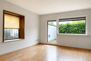 Reihenendhaus mit Südwestgrundstück, Garage und attraktiver Ausbaureserve in Bremen-Lesum – Die vollständige Adresse der Immobilie erhältst du vom Anbieter., 28717 Lesum, Bremen – Vorschaubild 2
