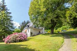 Großzügige Villa mit zwei Wohneinheiten und klassischem Charme am grünen Stadtrand von Lüdenscheid. – Märkischer Kreis – Vorschaubild 3