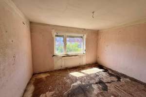 Reihenendhaus mit großem Entwicklungspotenzial für Handwerker und Sanierungsprofis – Salzburger Straße 21, 24147 Elmschenhagen, Kiel – Vorschaubild 10