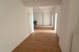 Sanierte 3 Zimmer  Erdgeschosswohnung- zentrale Lage in Krefeld* – Breite Str. 35/Wiedenhofstr. 12, 47798 Stadtmitte, Krefeld – Vorschaubild 2