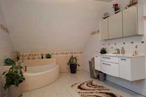 Ein Zuhause, das in puncto Stil, Komfort und Lage keine Wünsche offenlässt – Sigmaringen (Kreis) – Vorschaubild 19