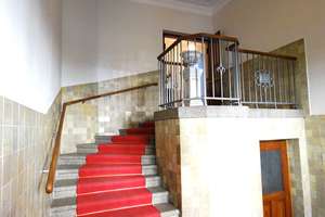 Altbogenhausen Jugendstilaltbau, 3,50m Raumhöhe/Best Lage (Käfer), Balkon möbl. – Holbeinstr 14, 81679 Altbogenhausen, München – Vorschaubild 2