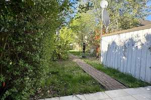 Licht Raum Leben Familienresidenz mit Garten Kamin und vollunterkellertem Raumwunder – Die vollständige Adresse der Immobilie erhältst du vom Anbieter., 13439 Märkisches Viertel, Berlin – Vorschaubild 17